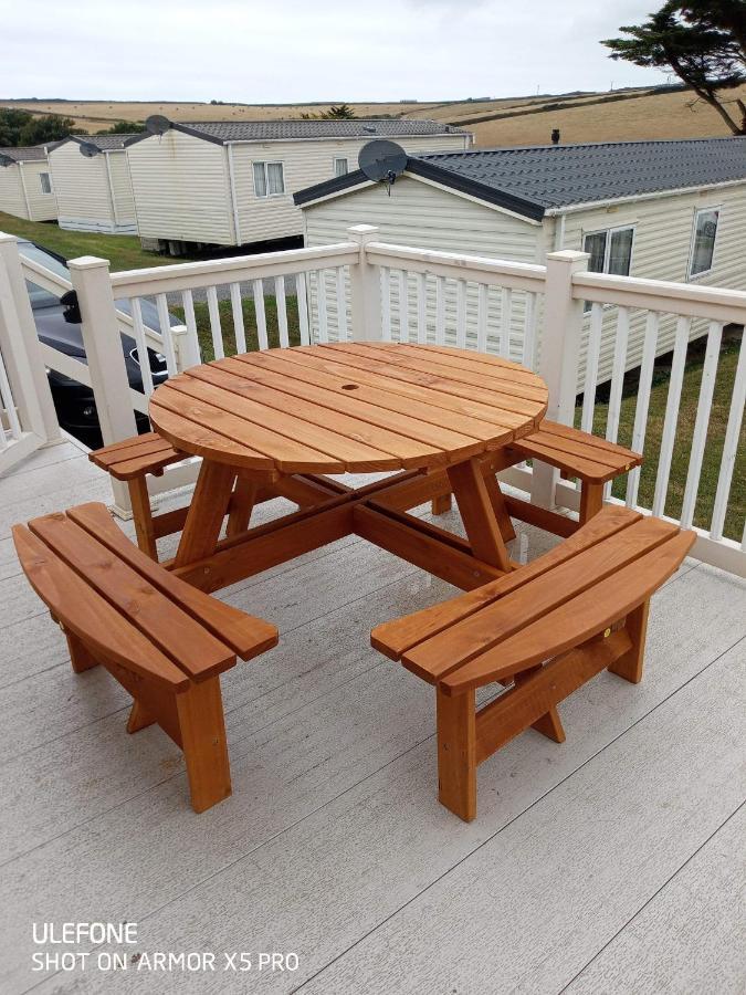 Готель Newquay Bay Porth Caravan Екстер'єр фото